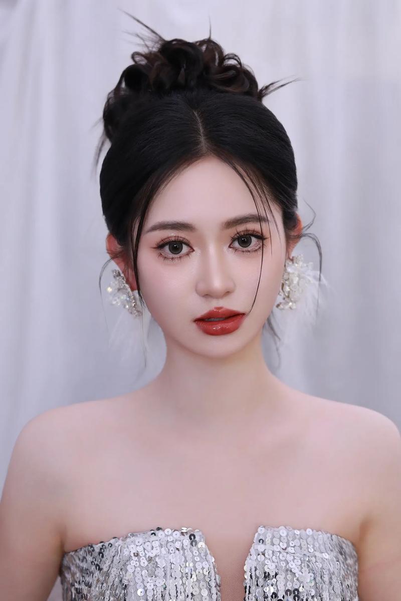 小红书带货一姐是谁_小红书美妆博主排行榜_最受关注的美妆博主盘点