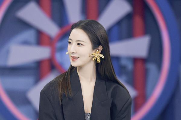 薇娅直播带货商品质量保障_薇娅白手起家奋斗史_淘宝带货主播排名前十名