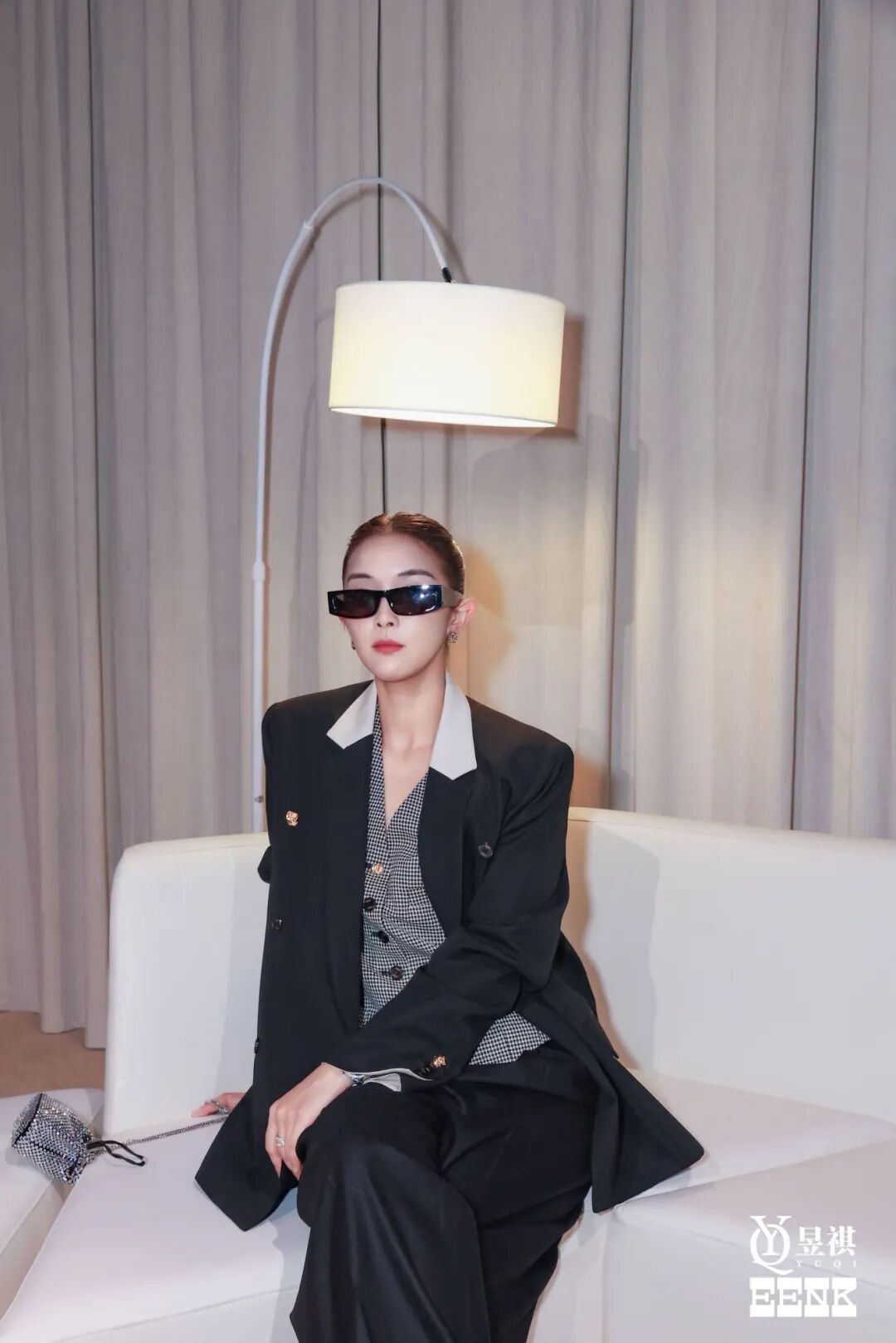 深圳品牌代理公司_海外设计师品牌引进服务商_小红书怎么带产品