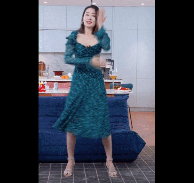 CEO抖音直播首秀_明星直播带货_直播带货名人有哪些