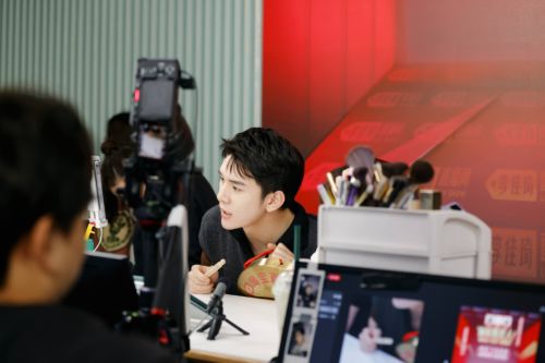 京东采销直播低价内卷分析_京东采销直播对比李佳琦价格_京东达人是干什么的公司