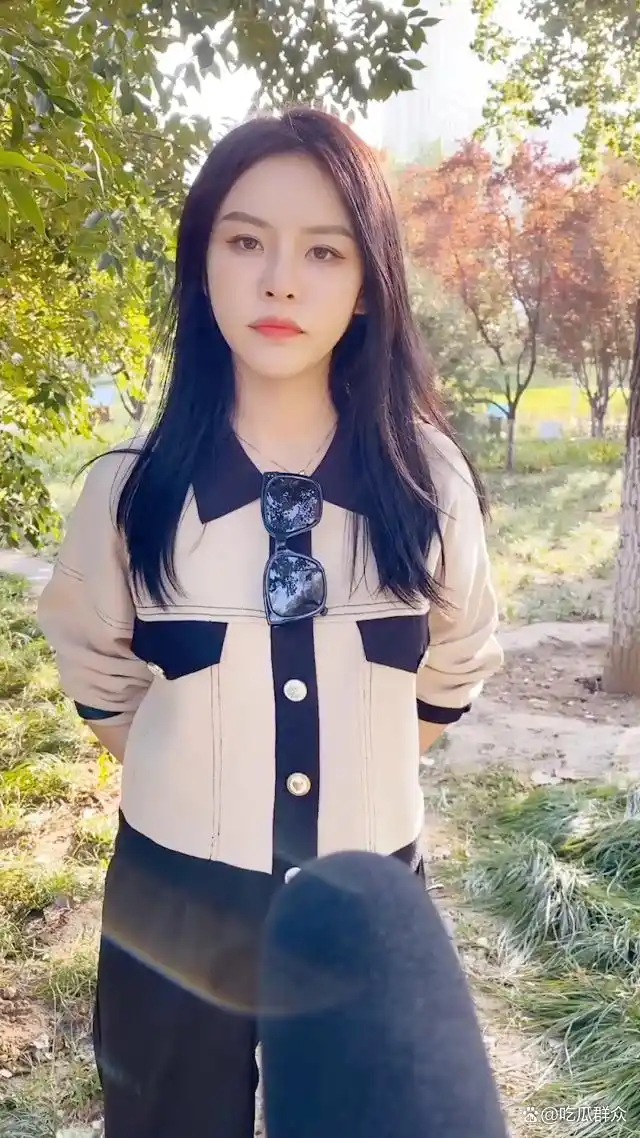 抖音排名前50网红_疯狂小杨哥吸粉秘籍_抖音网红排名前十