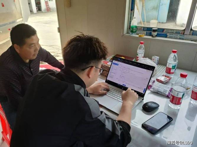 京东直播带货秘籍：如何高效联系店铺客服？选品、售后全攻略