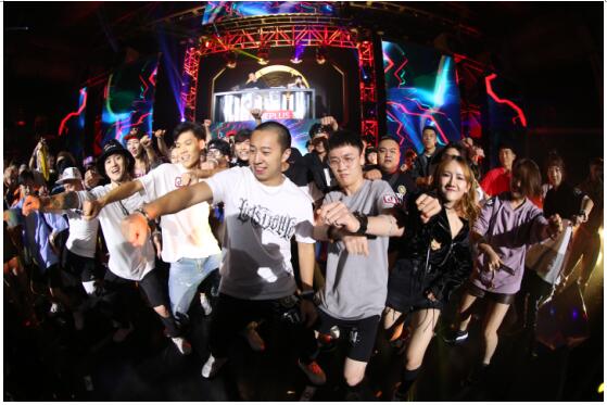 抖音iDOU之夜_抖音前10网红_抖音达人线下狂欢