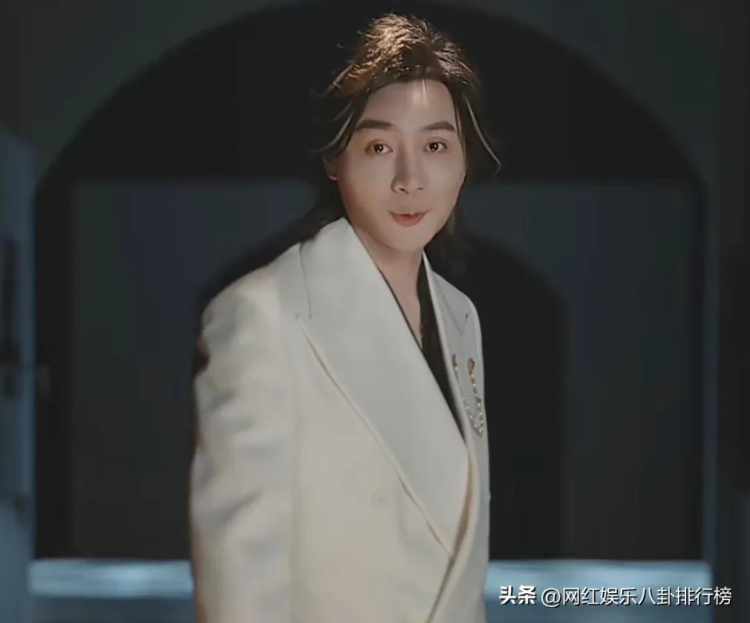 旭旭宝宝抖音直播数据_抖音游戏主播排名_当前抖音网红排名