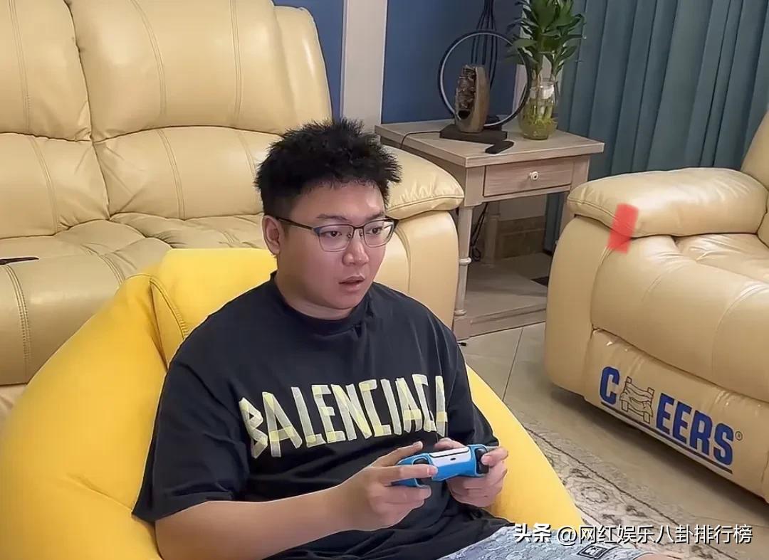 旭旭宝宝抖音直播数据_当前抖音网红排名_抖音游戏主播排名