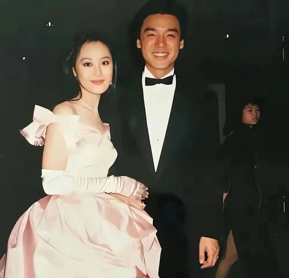 初代名媛章小蕙带货能力_小红书网红带货是真的吗_章小蕙直播带货