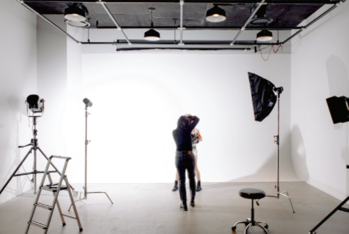 快手怎么开通商品橱窗卖货？附具体步骤和粉丝绑定条件