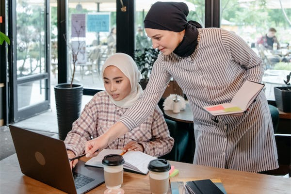 抖音开橱窗必须要有营业执照吗?一文给你讲清楚个人开通要求